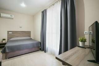 Гостиница Абрикос Плюс Геленджик Полулюкс 2-х комнатный-1