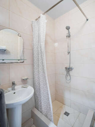 Гостиница Абрикос Плюс Геленджик Стандартный 3-х местный-3