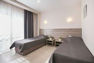 Гостиница Абрикос Плюс Геленджик Стандарт 2-х местный раздельные кровати-1